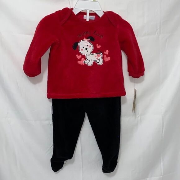 👕New with tags Heart puppy two piece pajama set - Picture 1 of 2
